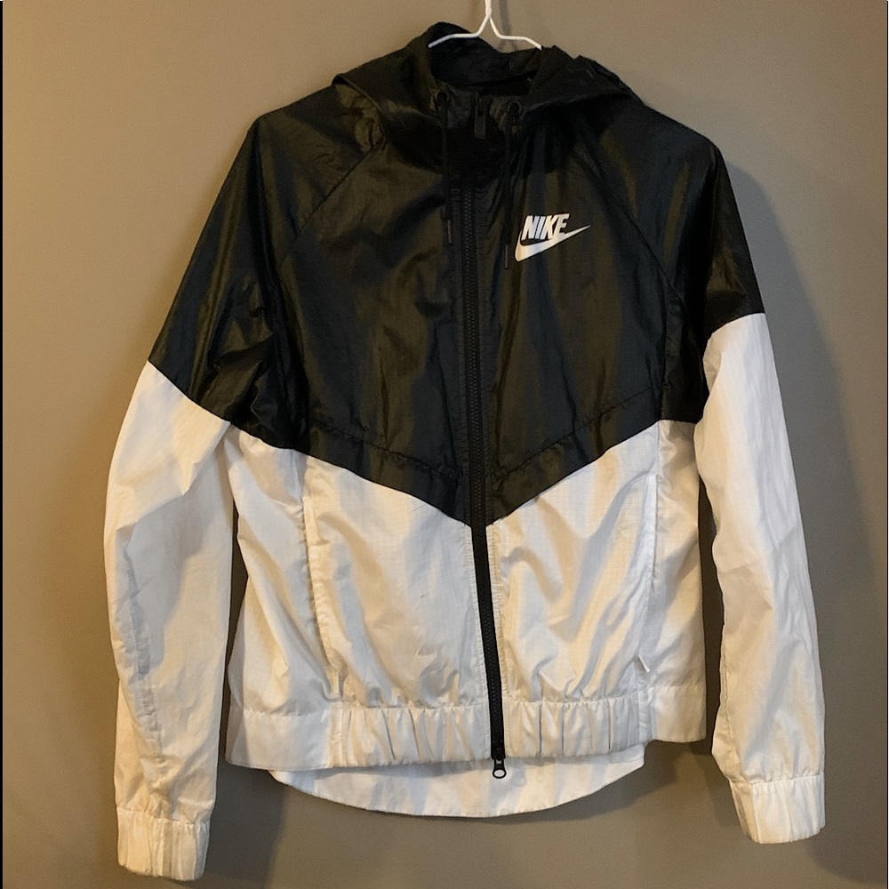Nike windbreaker running zip up jacket